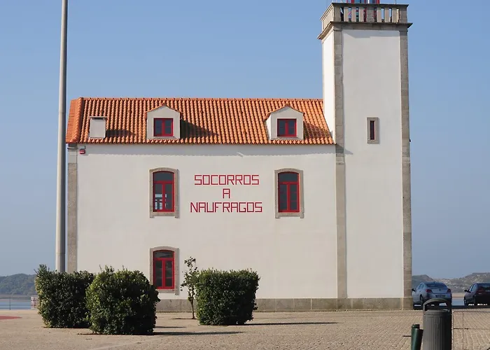 Sun & 3* إسبونسيندي